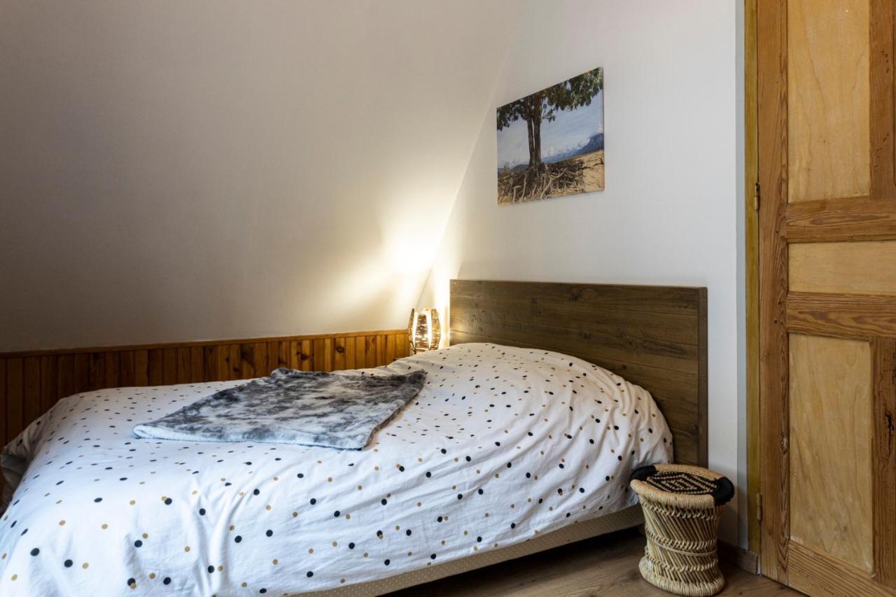 Gite Calme Bazus-Aure Exterior photo